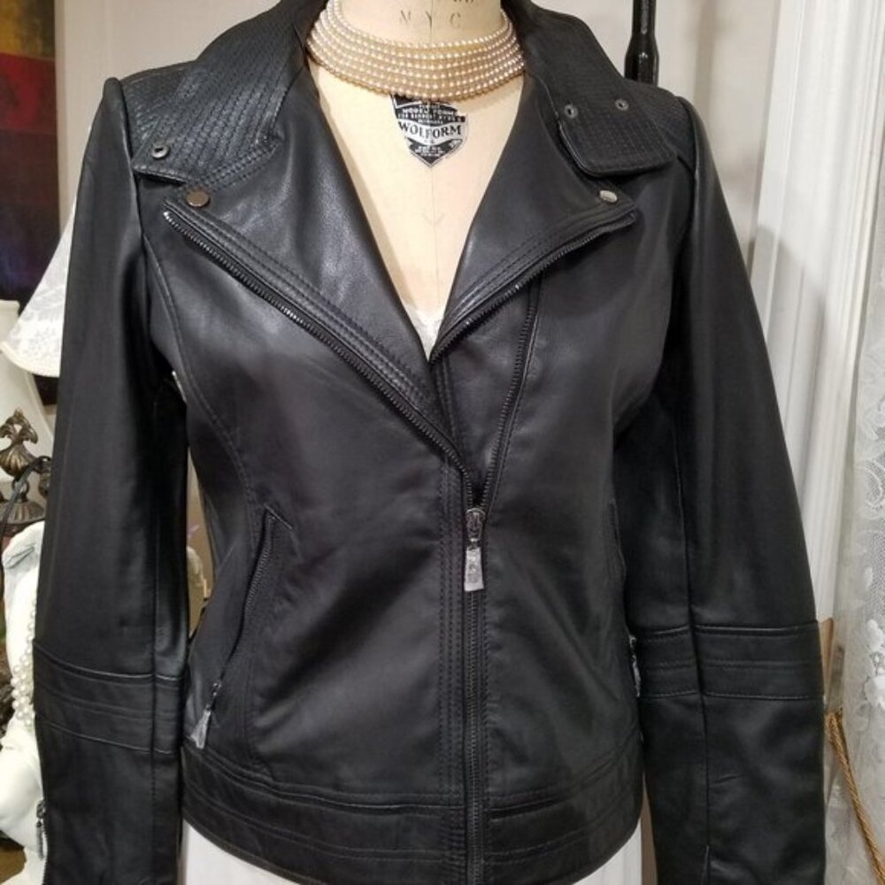 Bernardo Black Leather Biker Jacket Women's M -BRAND NEW with TAGS - Picture 3 of 16